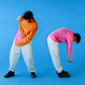 寡妇张开双腿做爰XXXⅩ动漫
