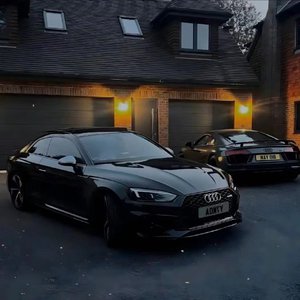 寡妇张开双腿做爰XXXⅩ动漫
